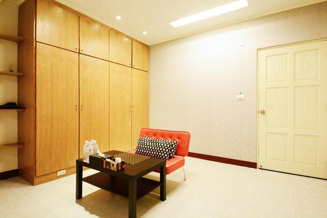 Ariyoshi Ya Tainan Exterior foto