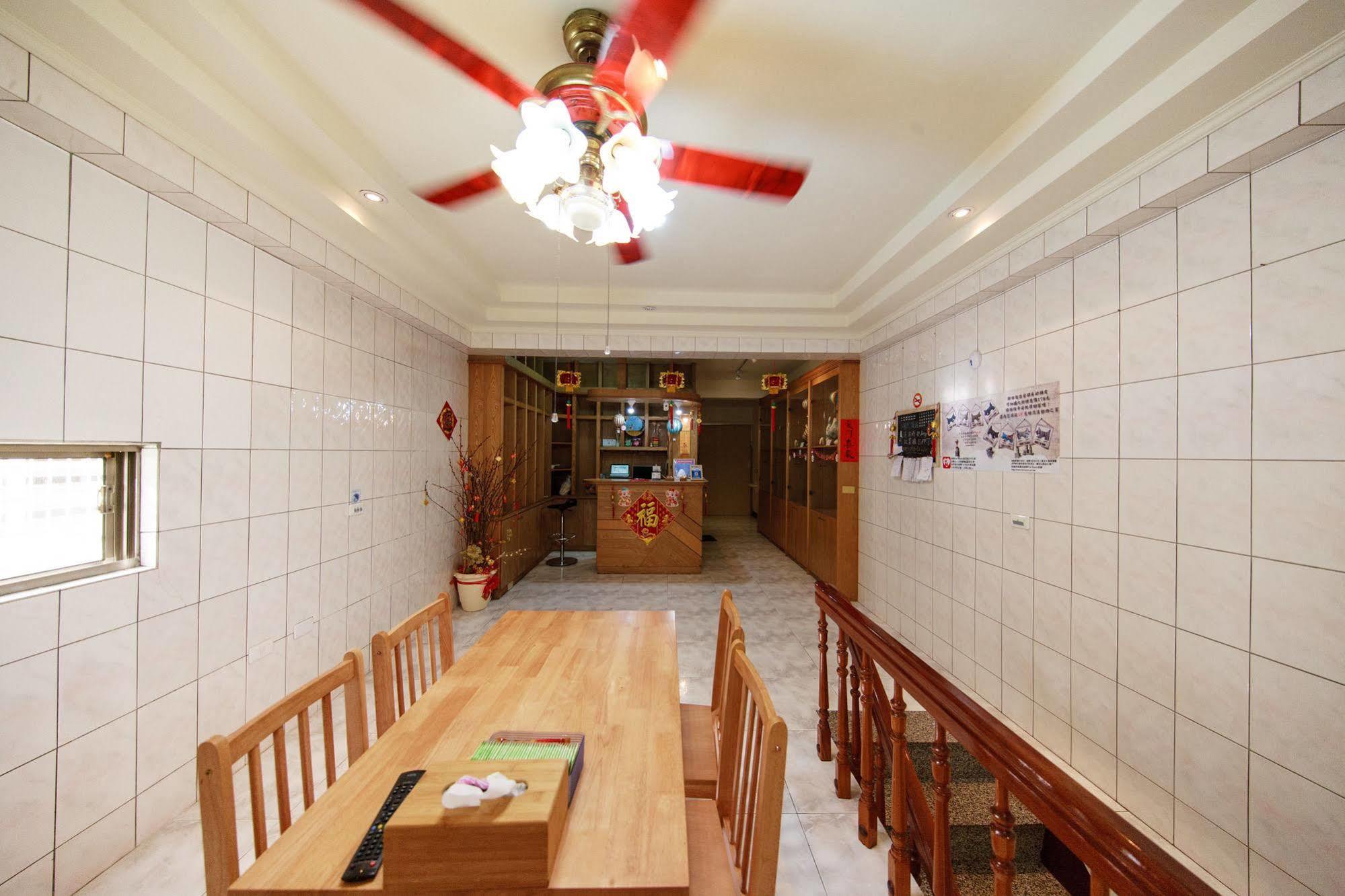Ariyoshi Ya Tainan Exterior foto